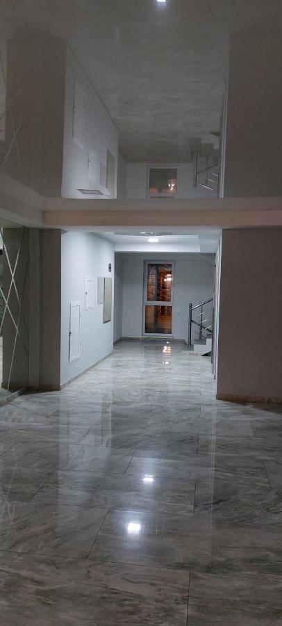 Новые Апартаменты Lux Chisinau Exterior foto